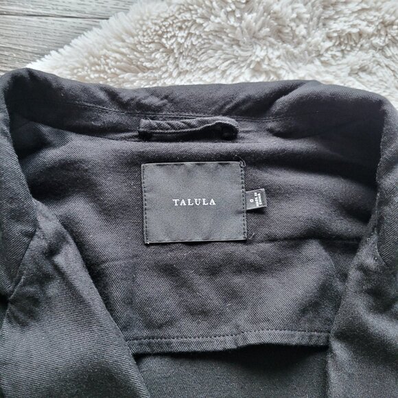 Aritzia β€οΈ Kent Relaxed Blazer in Black By Talula - Picture 7 of 12